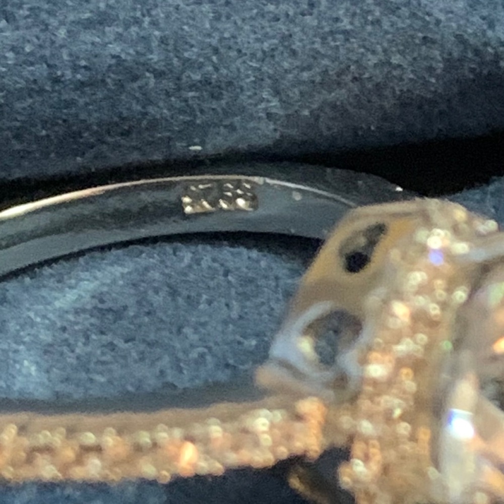 Ring - Picture 2 of 2